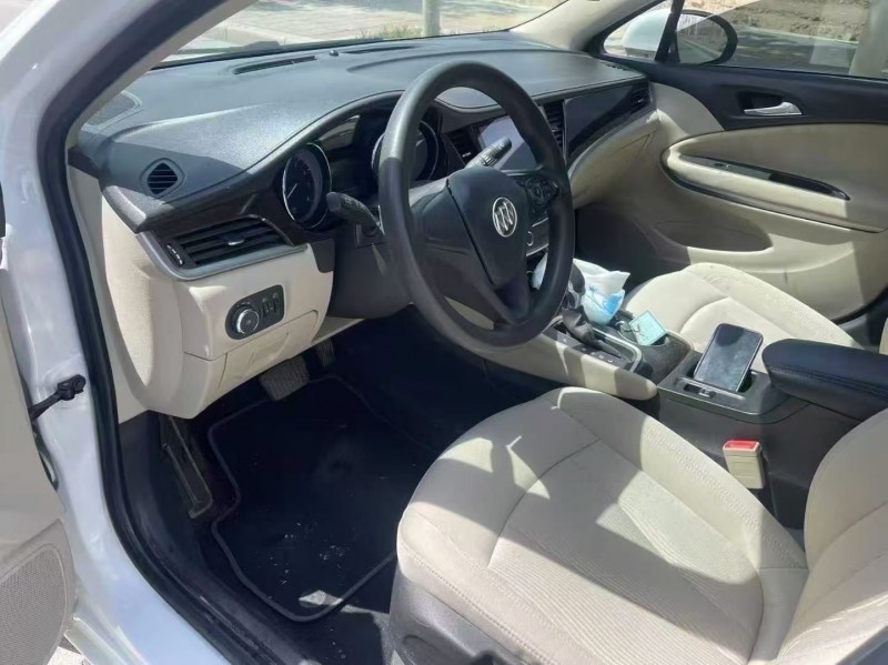 郑州18年别克威朗9