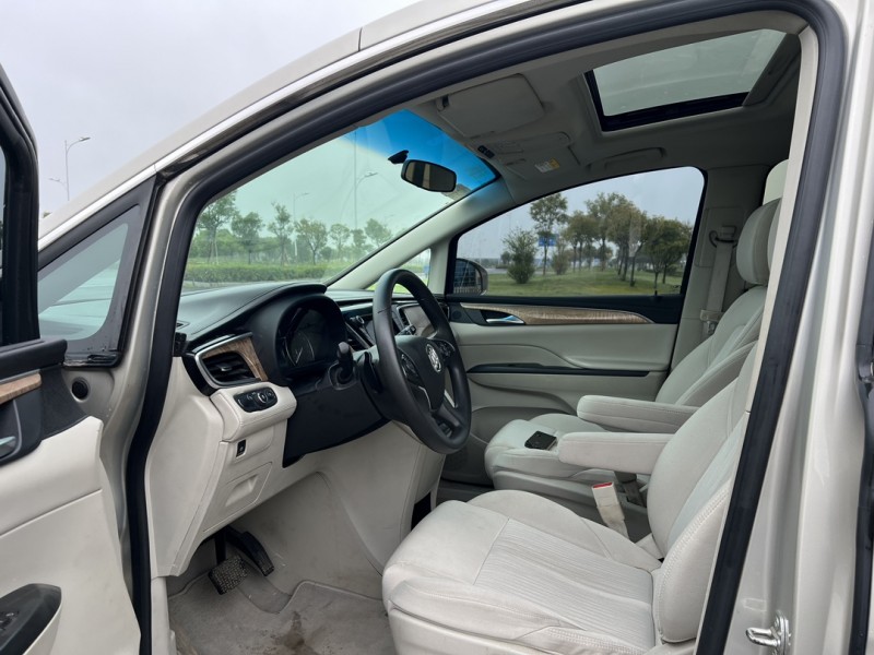 盐城17年别克GL84