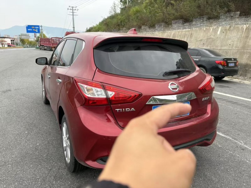 萍乡21年日产骐达5