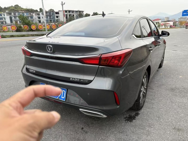 萍乡23年长安汽车逸动6