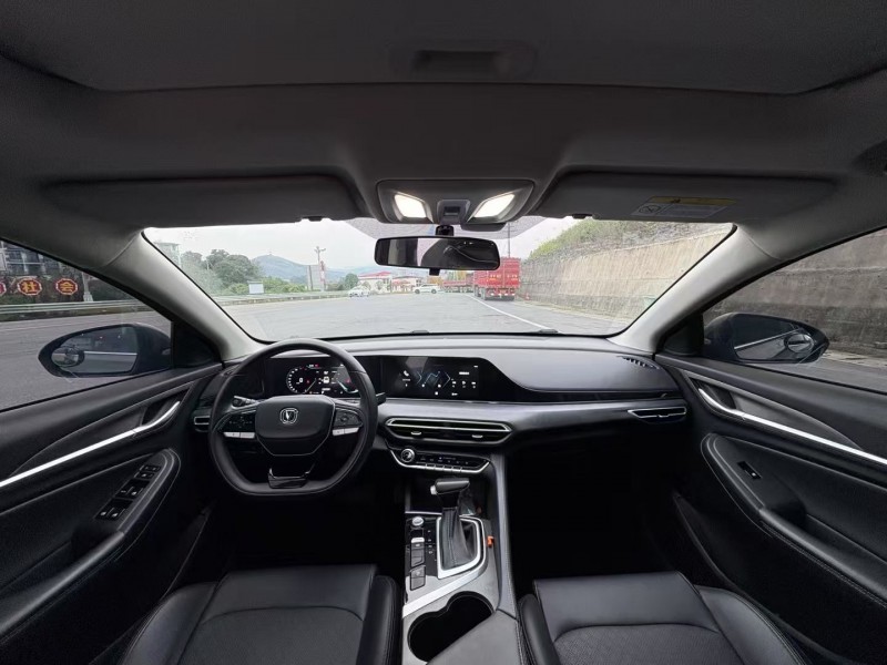 萍乡23年长安汽车逸动8