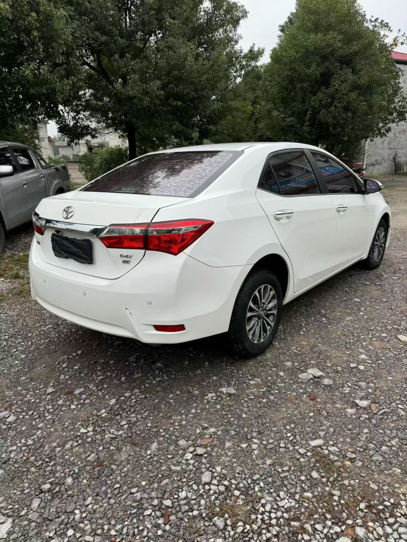 萍乡18年丰田考斯特3