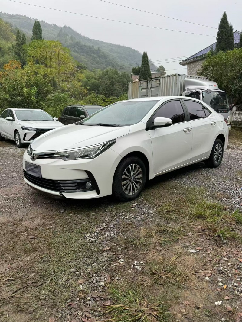 萍乡18年丰田考斯特4