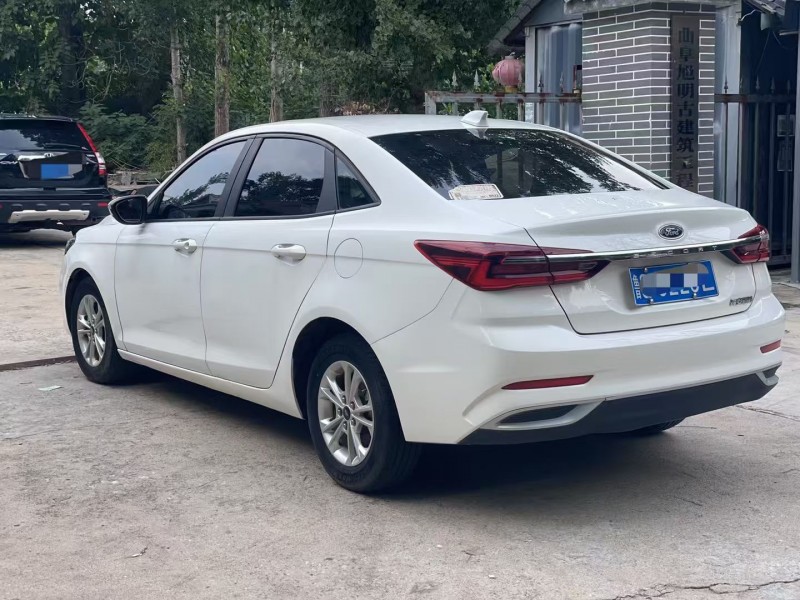 济宁21年福特福睿斯7