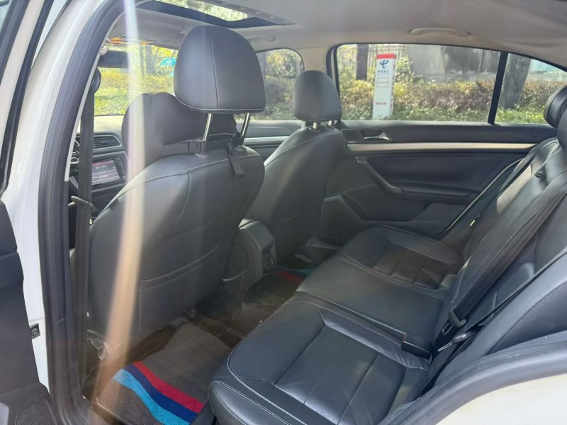 娄底16年大众朗逸5