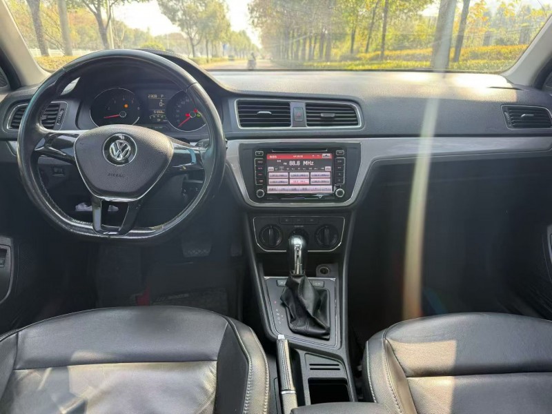 娄底16年大众朗逸6