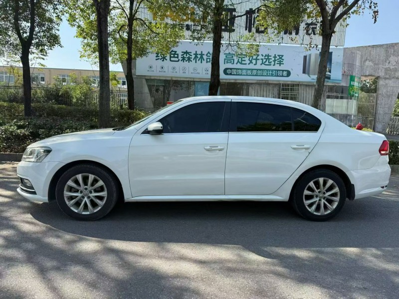 娄底16年大众朗逸7