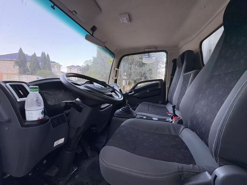 萍乡24年陕汽德龙7