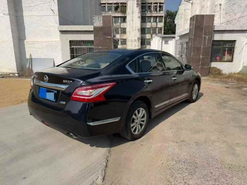 常州15年日产天籁8