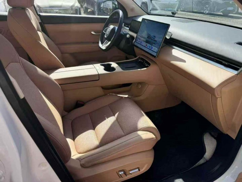 焦作25年东风蓝电E56