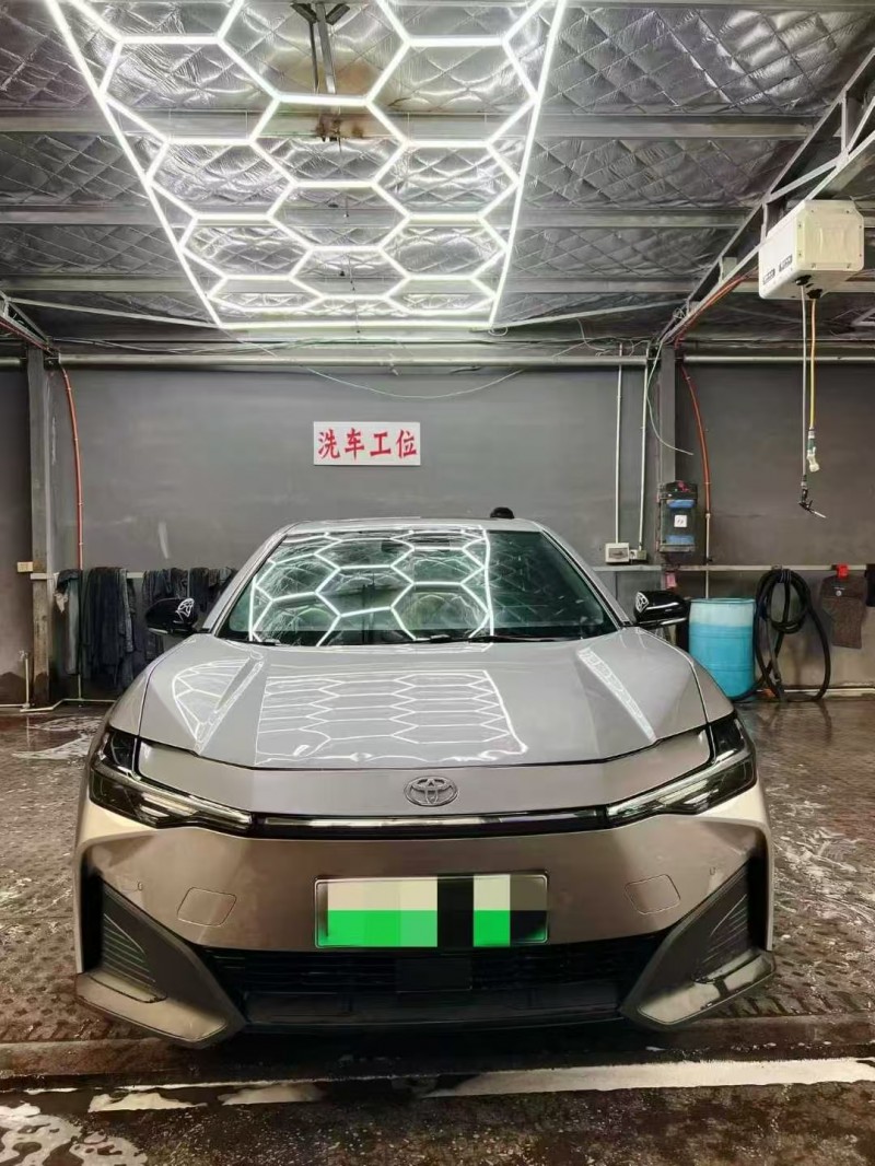 潍坊23年丰田BZ3Pro1