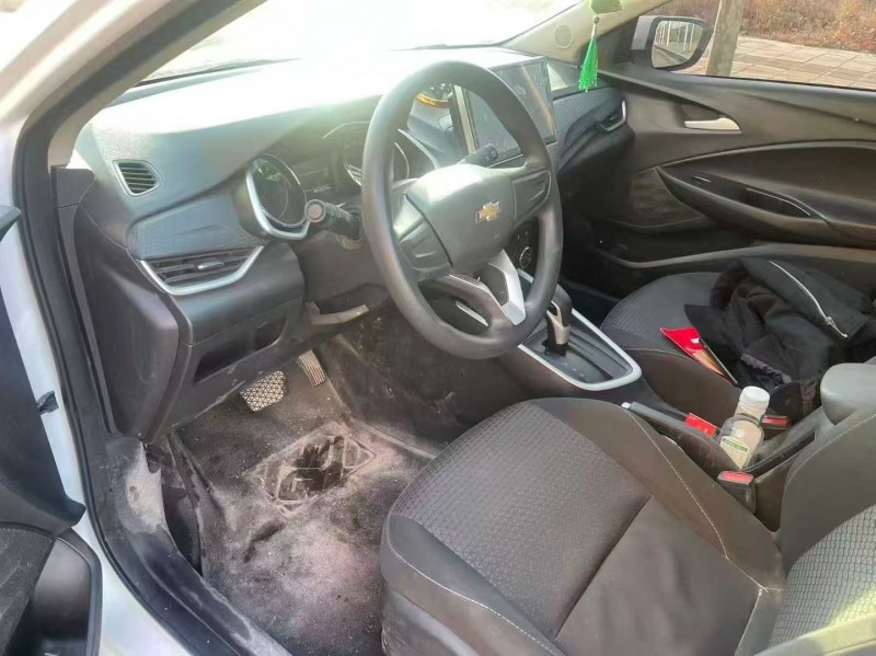 郑州19年雪佛兰科沃兹6