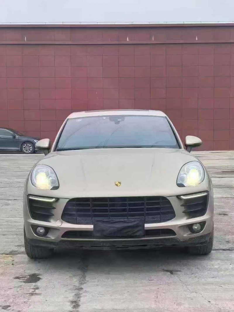 常州16年保时捷Macan1