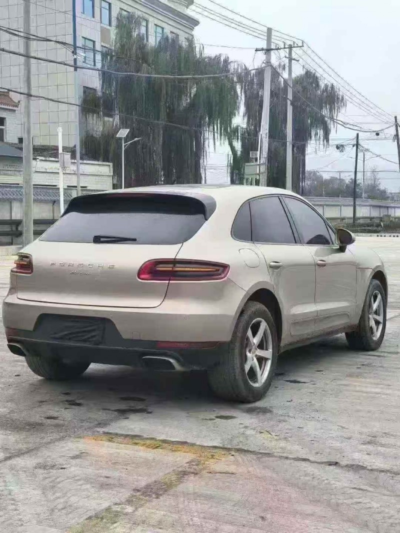常州16年保时捷Macan8