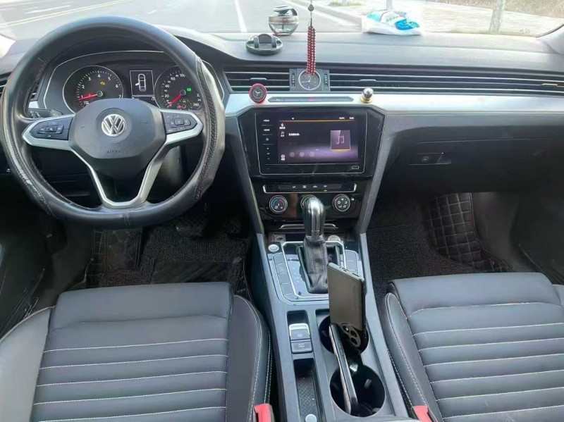 郑州20年大众迈腾8