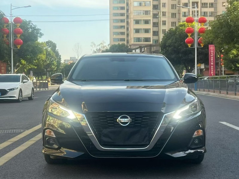 东莞22年日产天籁1