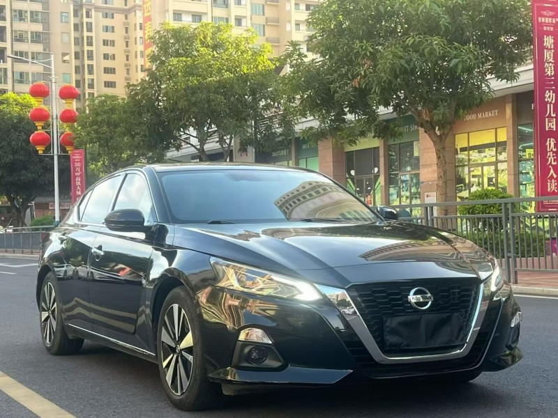 东莞22年日产天籁2