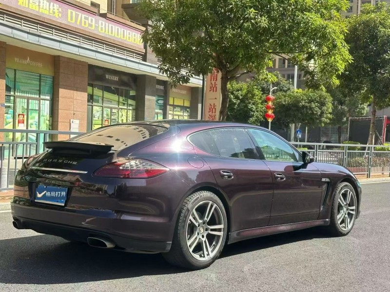 东莞11年保时捷帕拉梅拉5