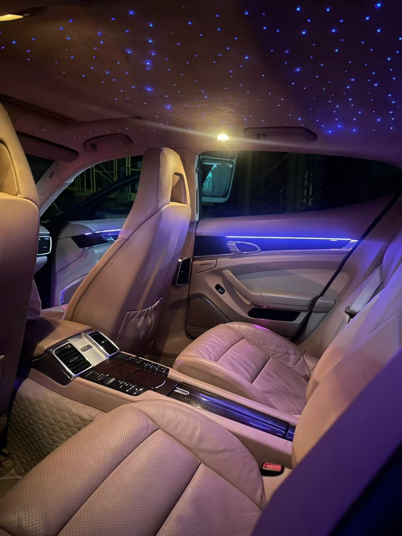 东莞11年保时捷帕拉梅拉7