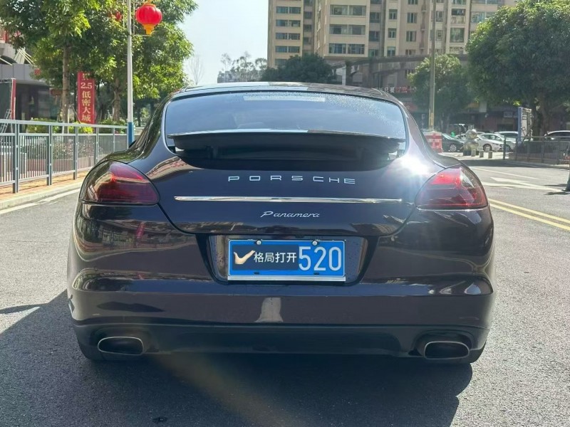 东莞11年保时捷帕拉梅拉9