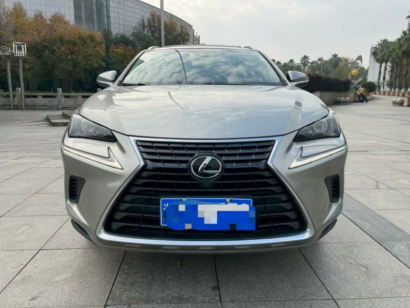 上饶17年雷克萨斯NX1