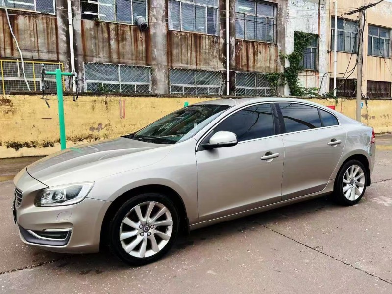 潍坊16年沃尔沃S60L2