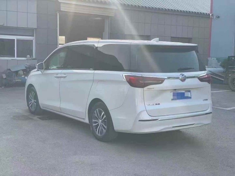 枣庄22年别克GL88