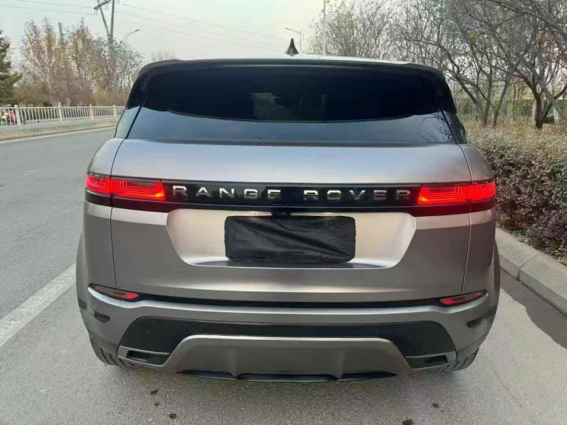 泰安23年路虎极光9