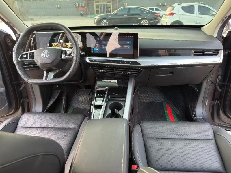 济宁24年名爵ONE7