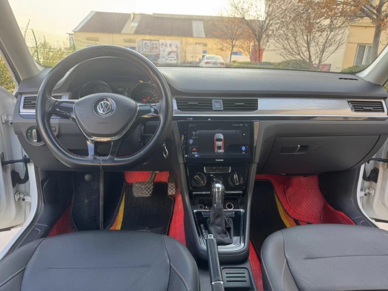 徐州17年大众宝来8