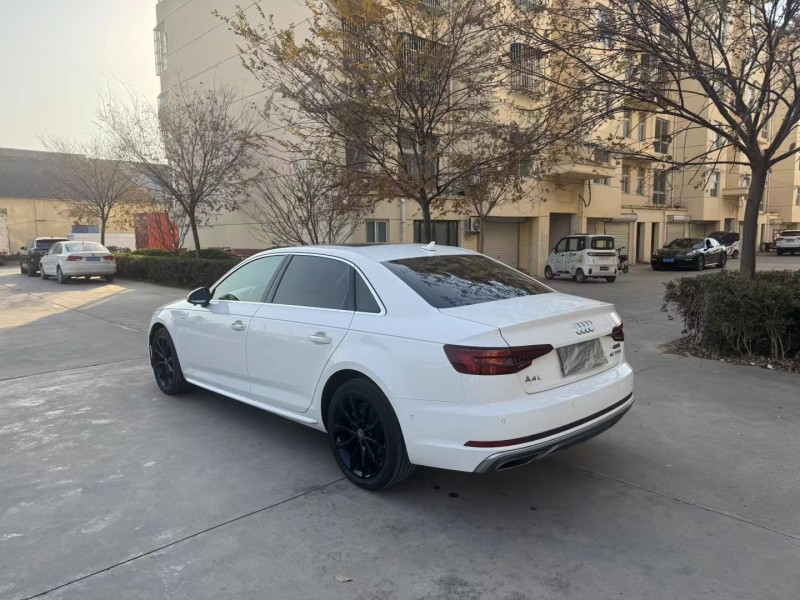 徐州19年奥迪A4L3