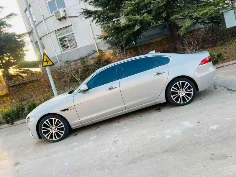 济宁24年捷豹XFL7