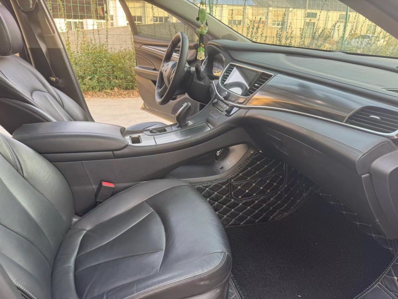 徐州19年别克君越4