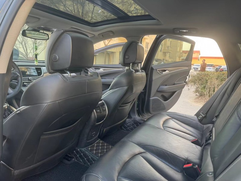 徐州19年别克君越8