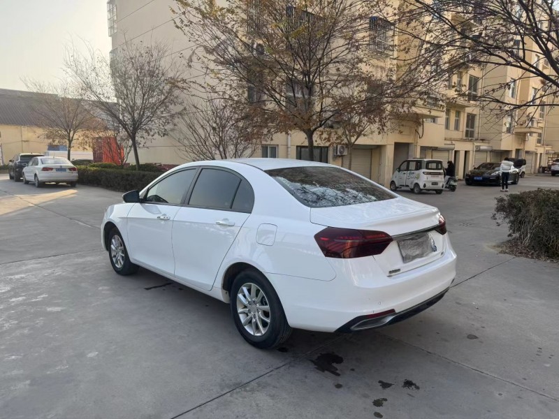 徐州20年吉利帝豪3