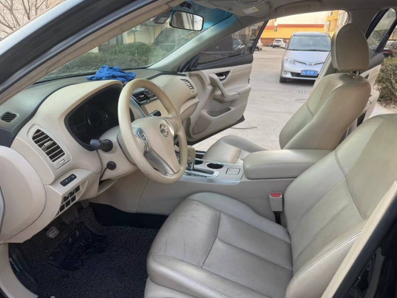 徐州18年日产天籁4