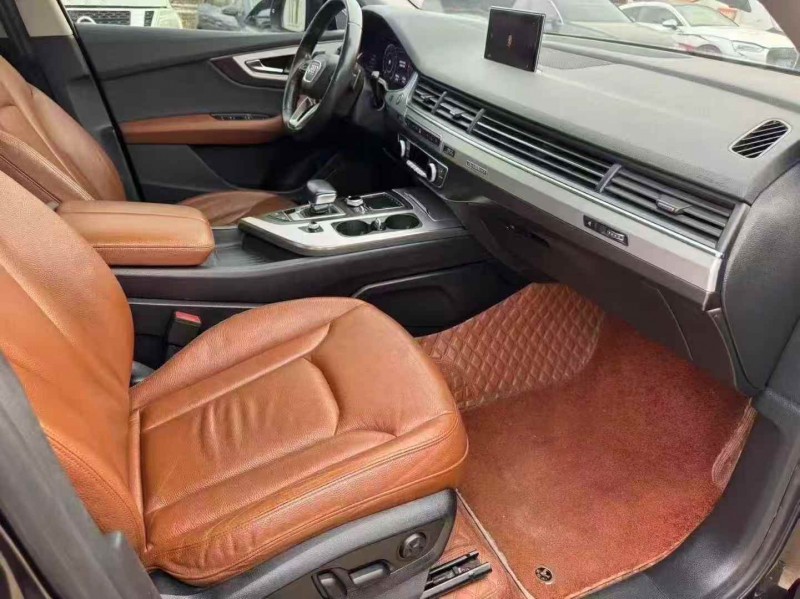 淄博18年奥迪Q76