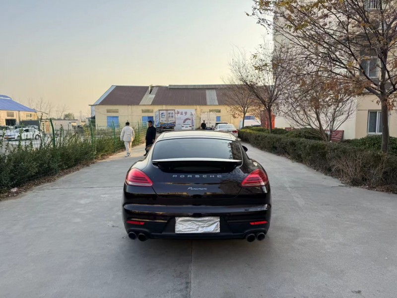 徐州15年保时捷帕拉梅拉9