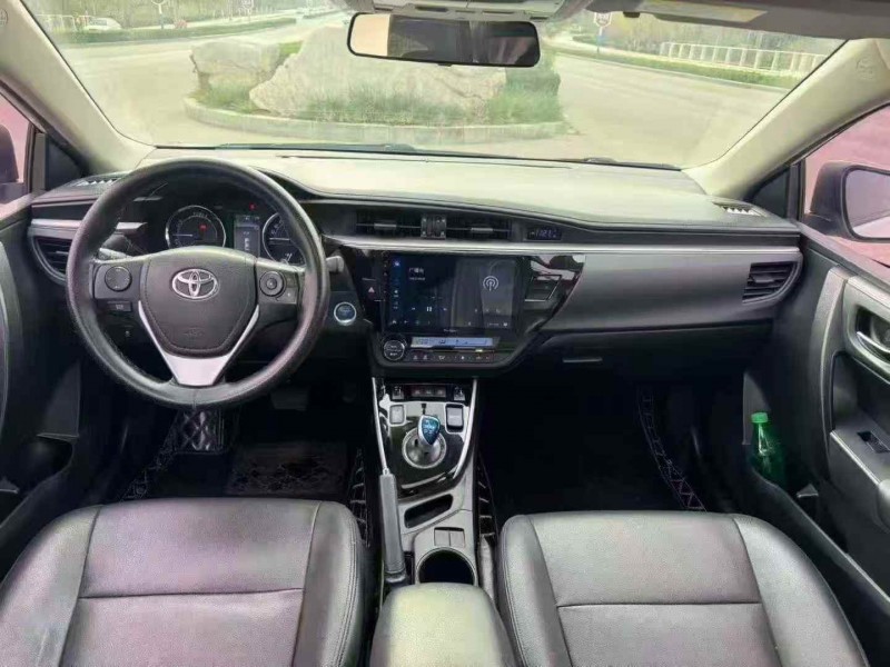 枣庄16年丰田雷凌5