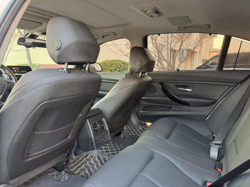 徐州18年宝马3系8