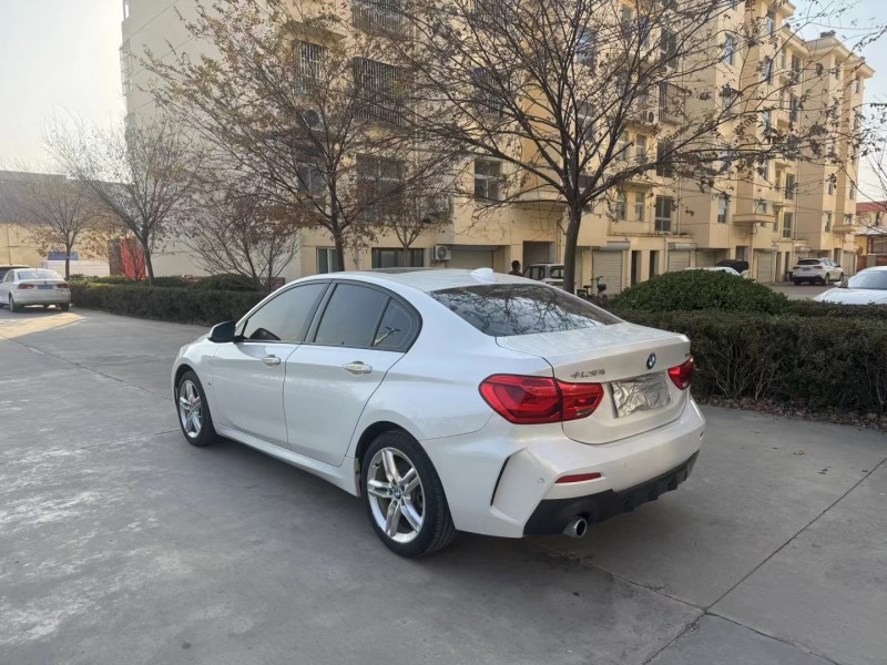 徐州19年宝马1系3