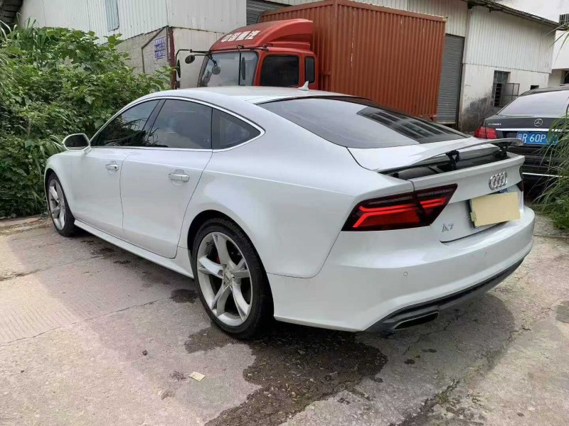 广州18年奥迪A7L8