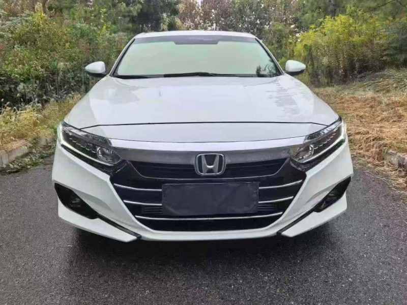 宜昌23年本田雅阁1