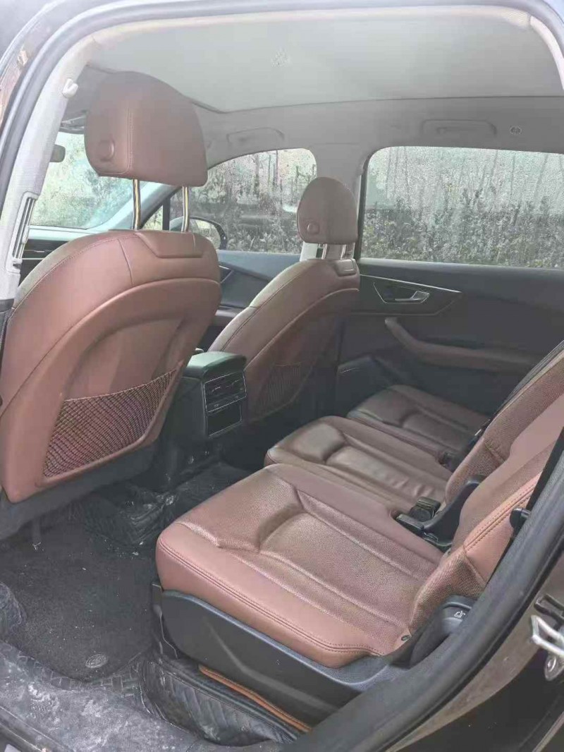 十堰21年奥迪Q77