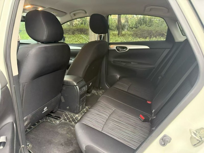 娄底24年日产轩逸5