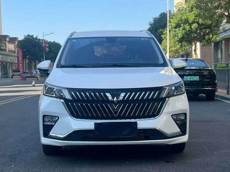 东莞24年五菱汽车佳辰1