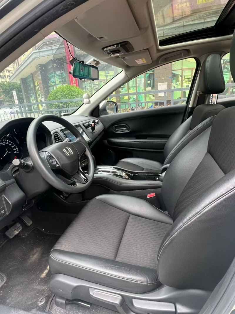 东莞22年本田缤智5