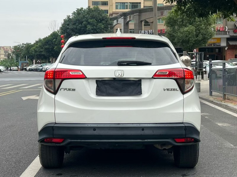 东莞22年本田缤智9