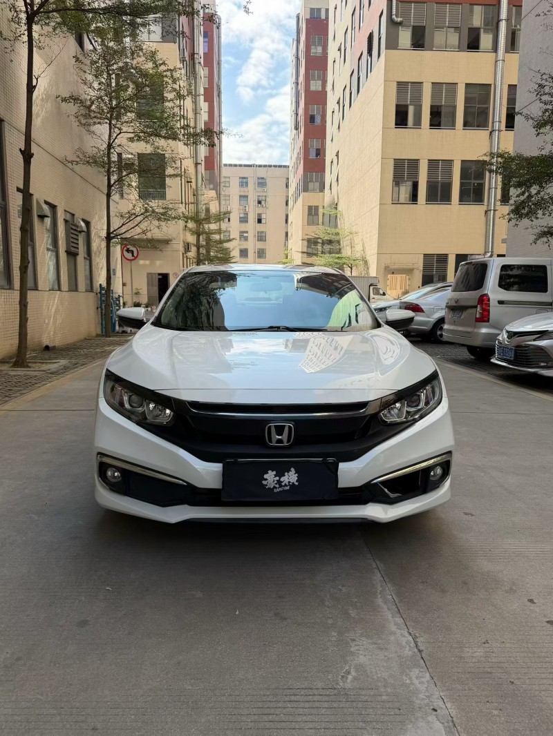 佛山21年本田思域1