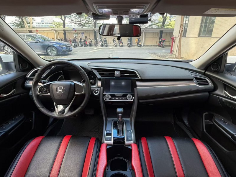 佛山21年本田思域8